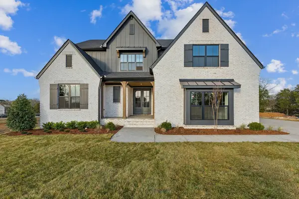 109 Earline Dr, Hendersonville, TN 37075