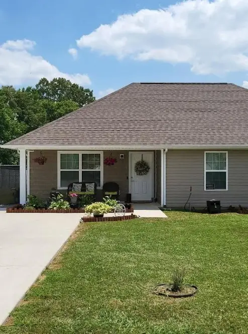 1414 Triple K Ave, Lawrenceburg, TN 38464