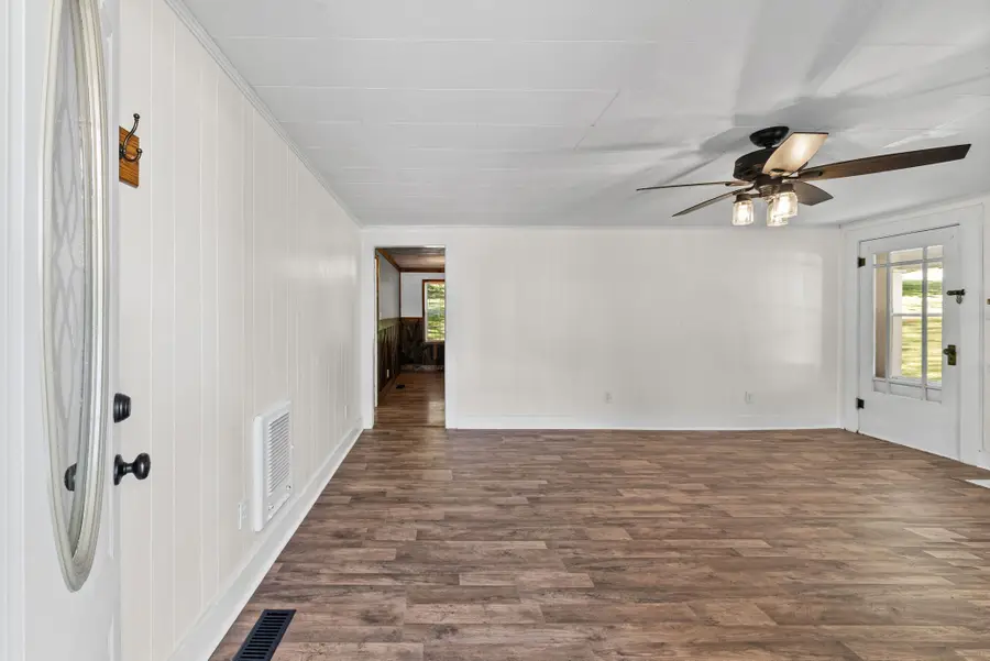 59 Perry St, Cadiz, KY 42211 - #3