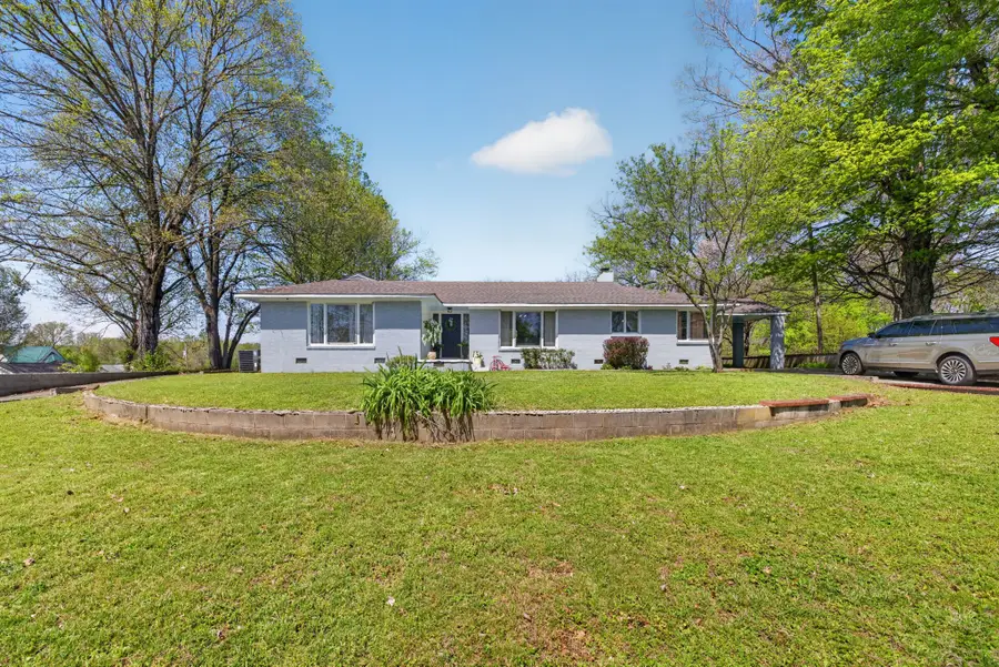 145 E Maple St, Dresden, TN 38225 - #2