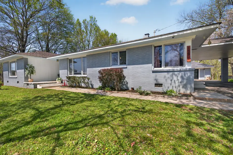 145 E Maple St, Dresden, TN 38225 - #3