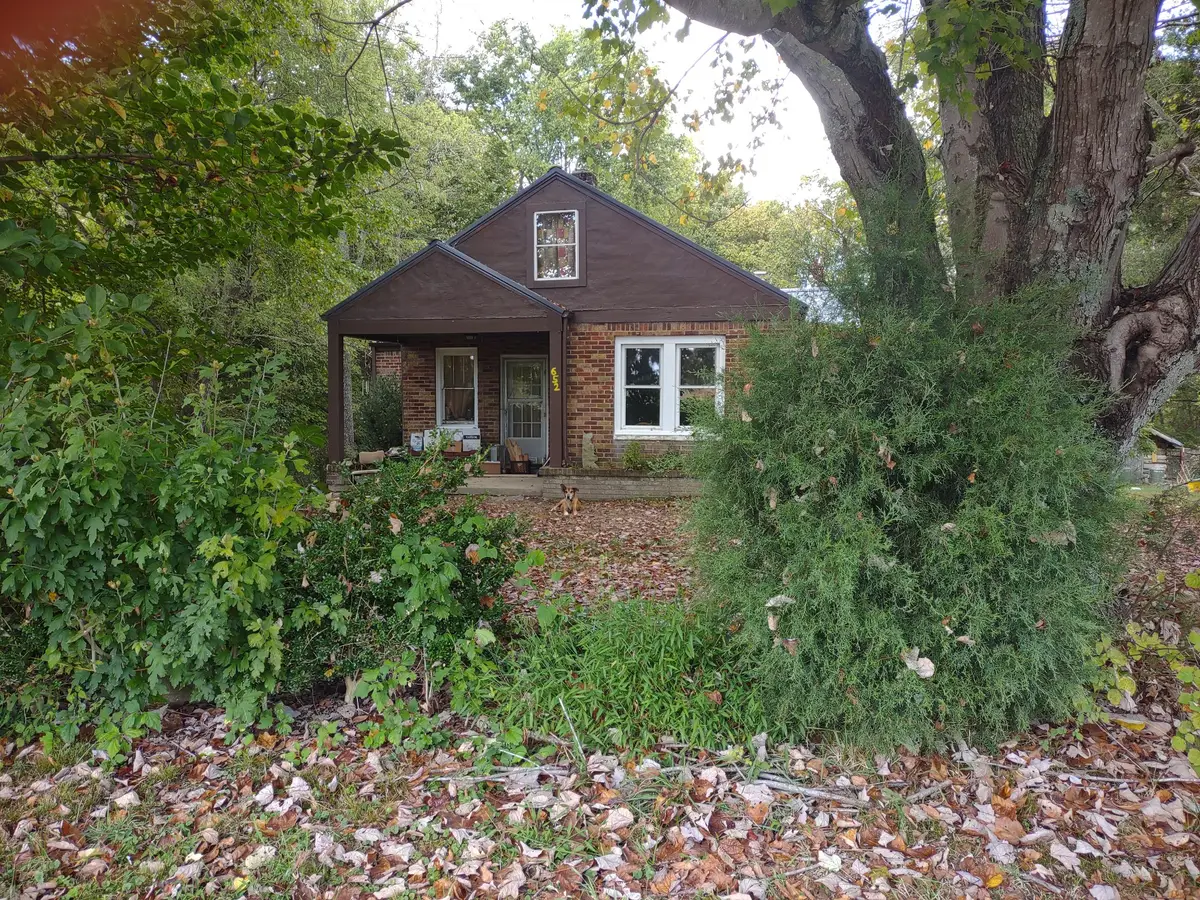 652 Gamaliel Rd, Red Boiling Springs, TN 37150 - #1