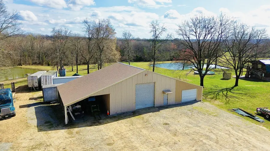 94 Oxford Rd, Holladay, TN 38341 - #2