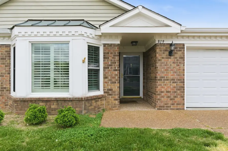 819 Marquette Dr, Nashville, TN 37205 - #3