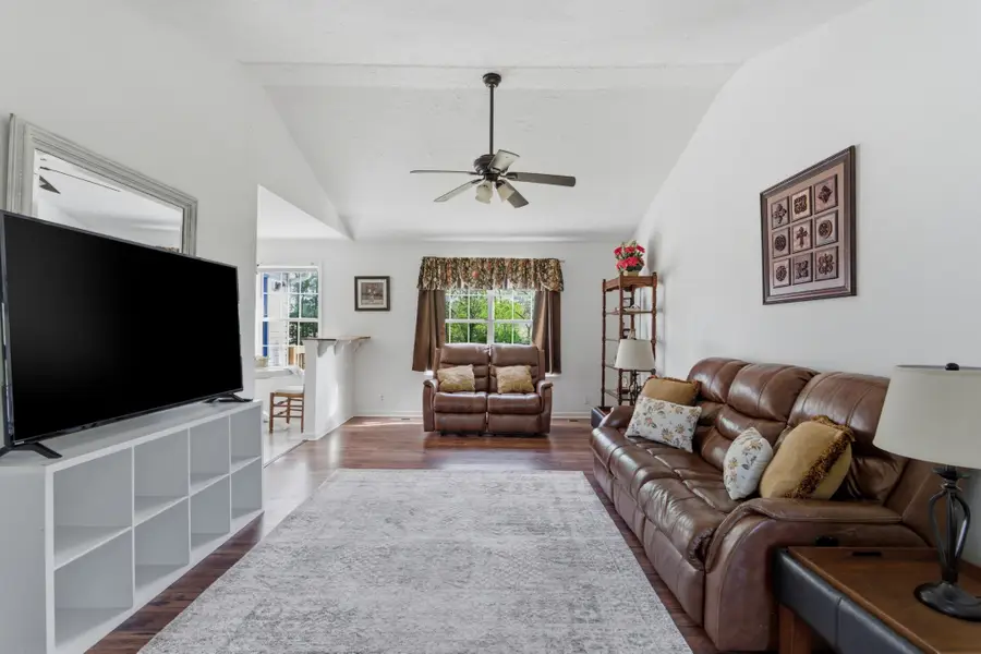 1657 Liberty Hill Dr E, Madison, TN 37115 - #2