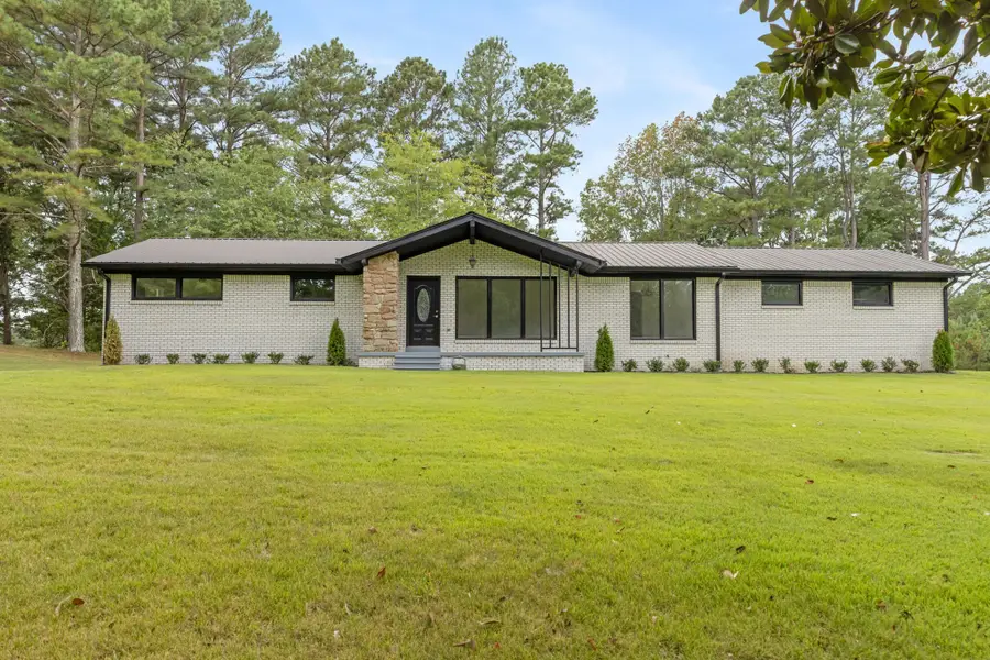 2809 Country Club Dr, Centerville, TN 37033 - #2