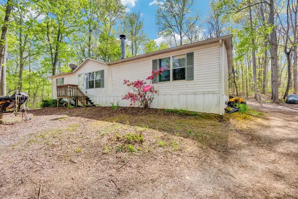 391 Manor Rd, Kingston, TN 37763 - #1