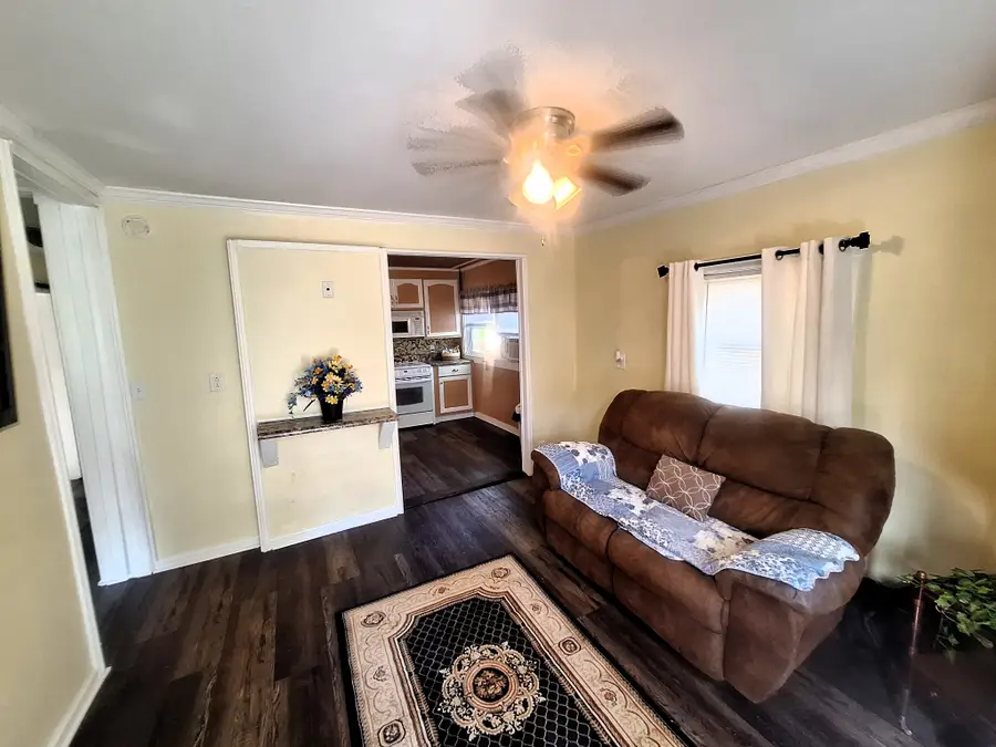 108 Weaver St, Decherd, TN 37324 - #3