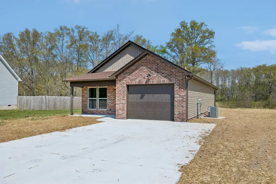 242 Green Meadow Dr, Smithville, TN 37166 - #2