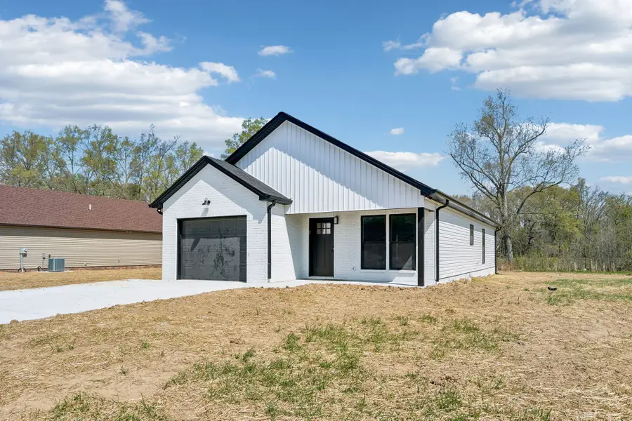 190 Green Meadow Dr, Smithville, TN 37166 - #2