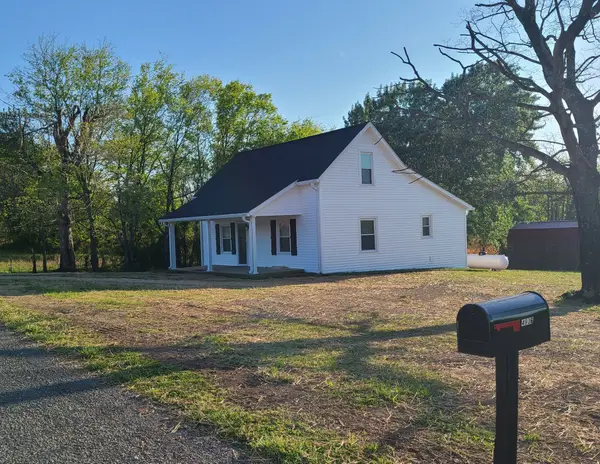 4936 Rock House Rd, Portland, TN 37148