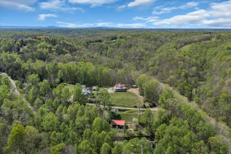 347 Mayberry Dr, Smithville, TN 37166 - #2