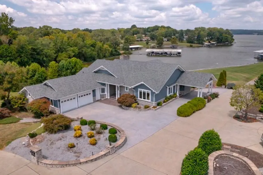 4568 Blue Springs Rd, Cadiz, KY 42211 - #2