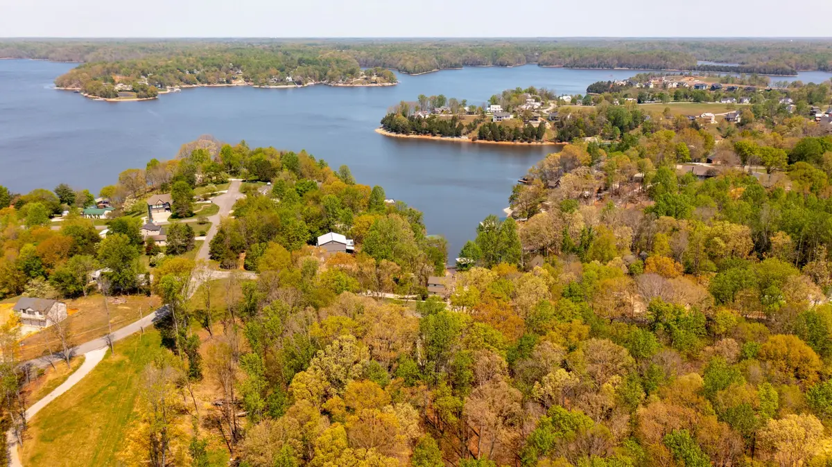 891 Hopkins Ln, Winchester, TN 37398 - #1