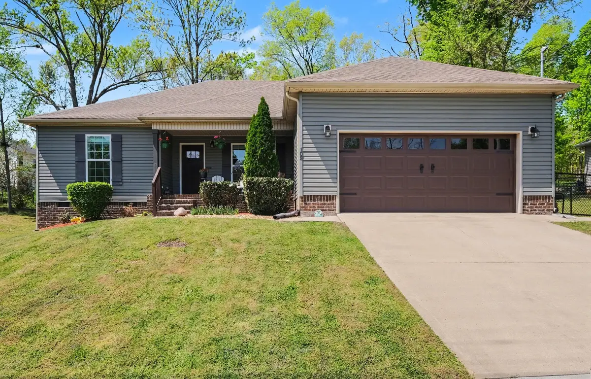 105 Doak St, Shelbyville, TN 37160 - #1