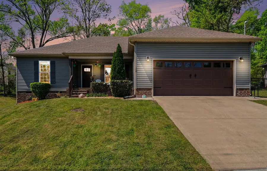 105 Doak St, Shelbyville, TN 37160 - #2