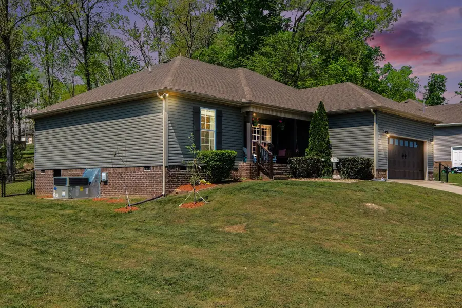 105 Doak St, Shelbyville, TN 37160 - #3