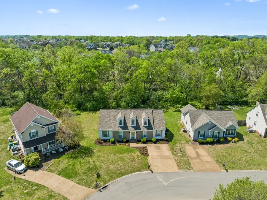 1321 Branchside Ct, Thompsons Station, TN 37179 - #3