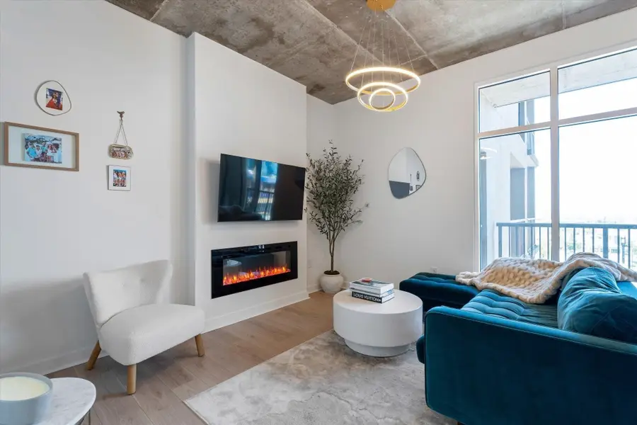 1510 Demonbreun St #807, Nashville, TN 37203 - #2