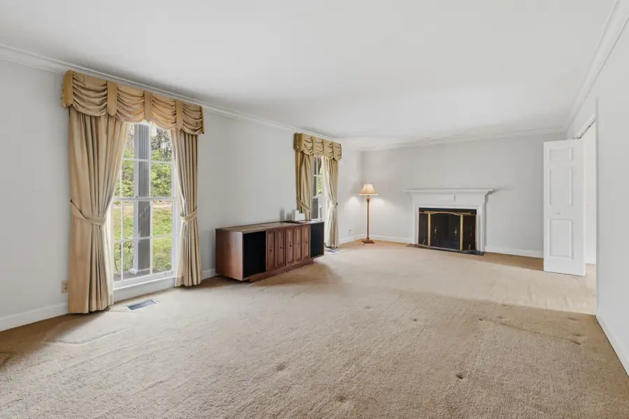 205 Hicks Rd, Nashville, TN 37221 - #3