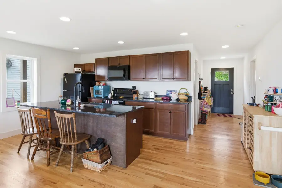 923 S 13th Ct, Nashville, TN 37206 - #3