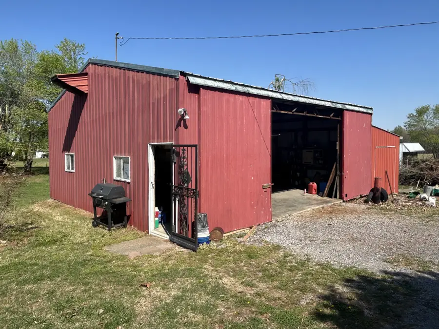 2495 Highway 52 E, Portland, TN 37148 - #3