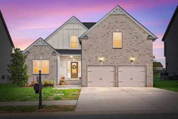 1138 N Ja Tate Dr, Clarksville, TN 37043