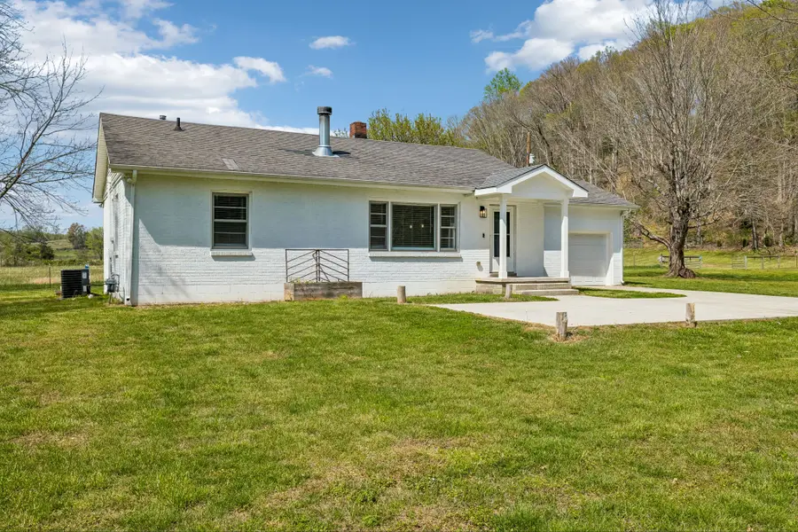 570 Piney Rd W, Dickson, TN 37055 - #3