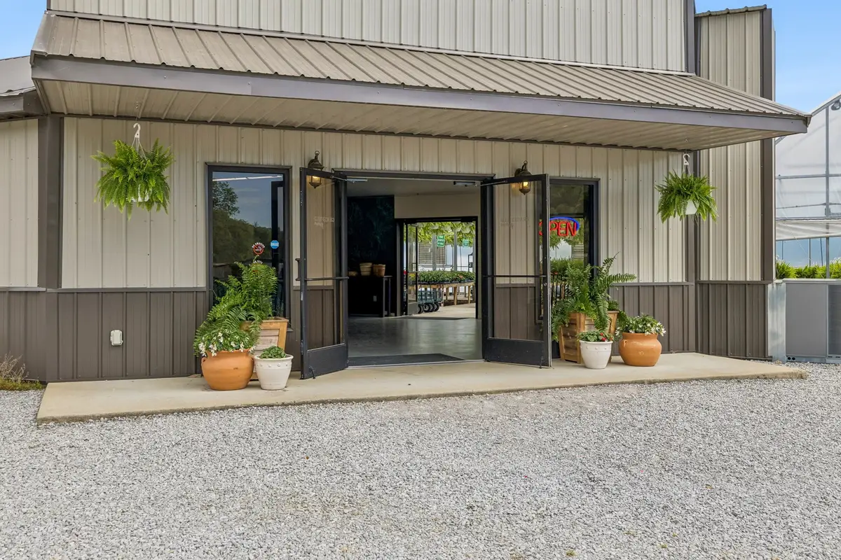 2461 Bodenham Rd, Pulaski, TN 38478 - #1