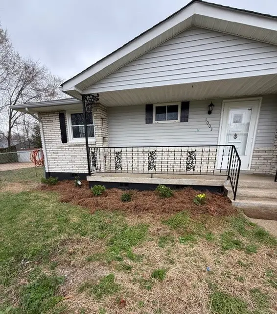 1003 Twin Creek Rd, Charlotte, TN 37036 - #1