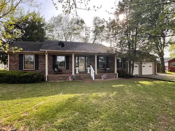 222 Victor Reiter Pkwy, Portland, TN 37148