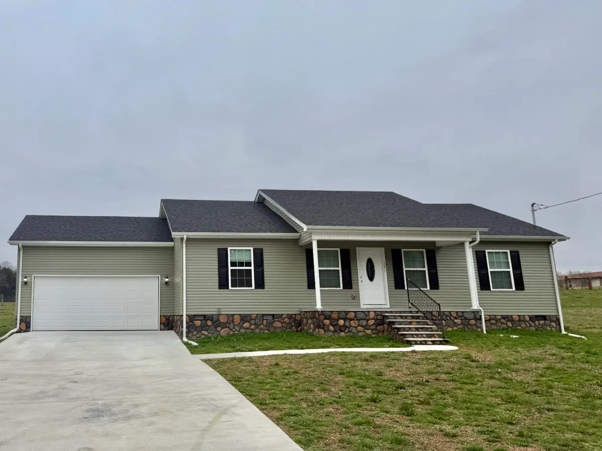 1041 Hurricane Rd, Tullahoma, TN 37388 - #1