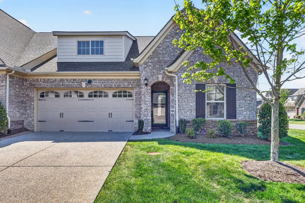 1386 Whispering Oaks Dr, Lebanon, TN 37090 - #1