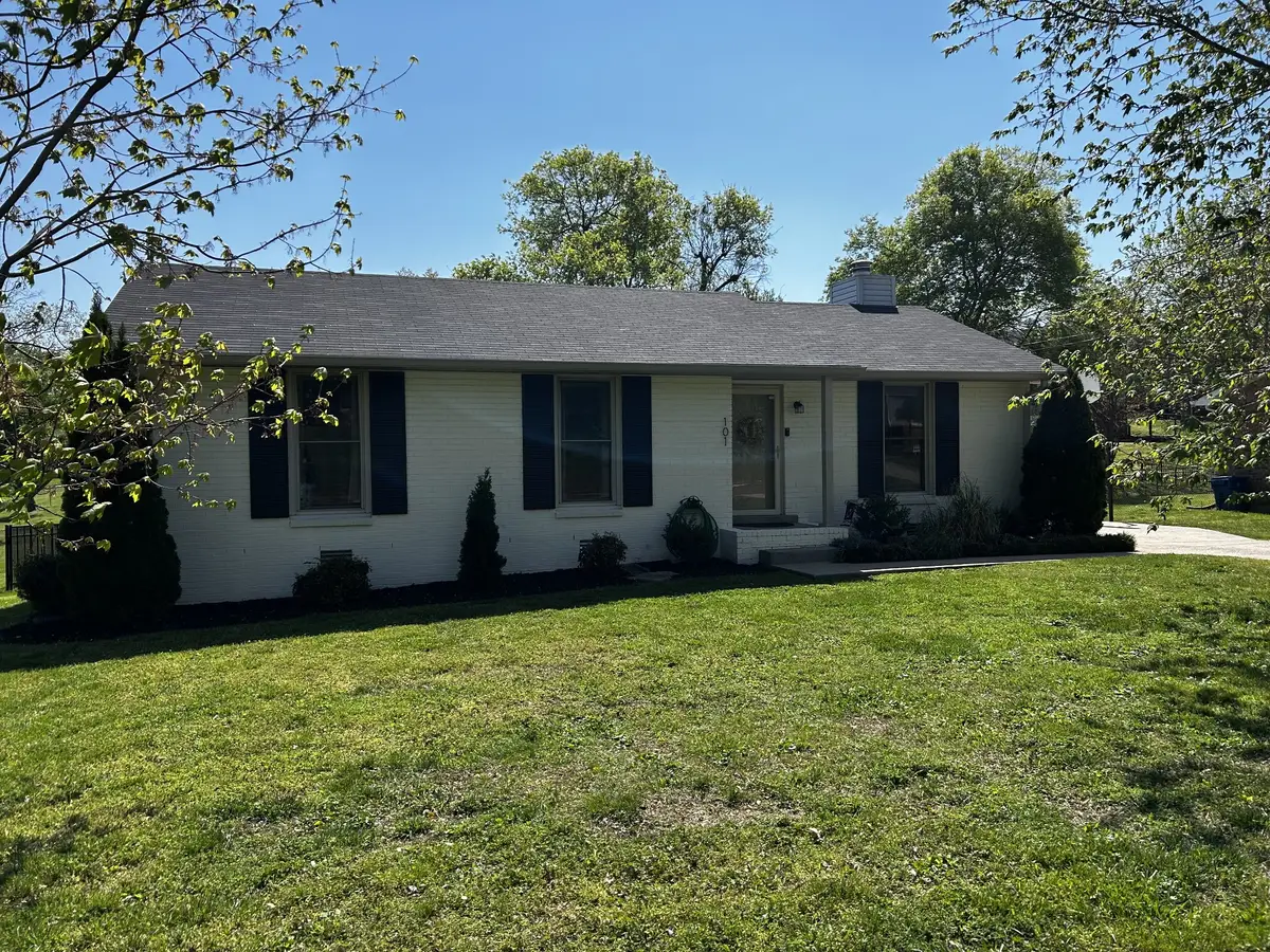 101 Forest View Dr, Hendersonville, TN 37075 - #1