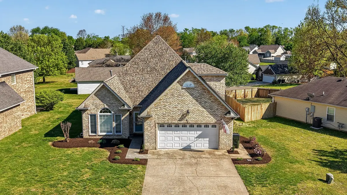 1415 Harrington Dr, Gallatin, TN 37066 - #1