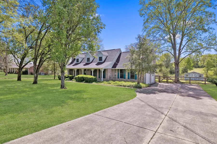 1010 Boze Ln, Gallatin, TN 37066 - #2