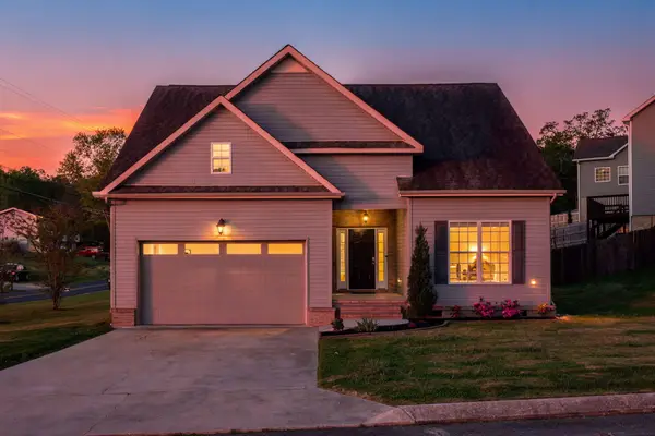 574 Titanium Drive, Hixson, TN 37343