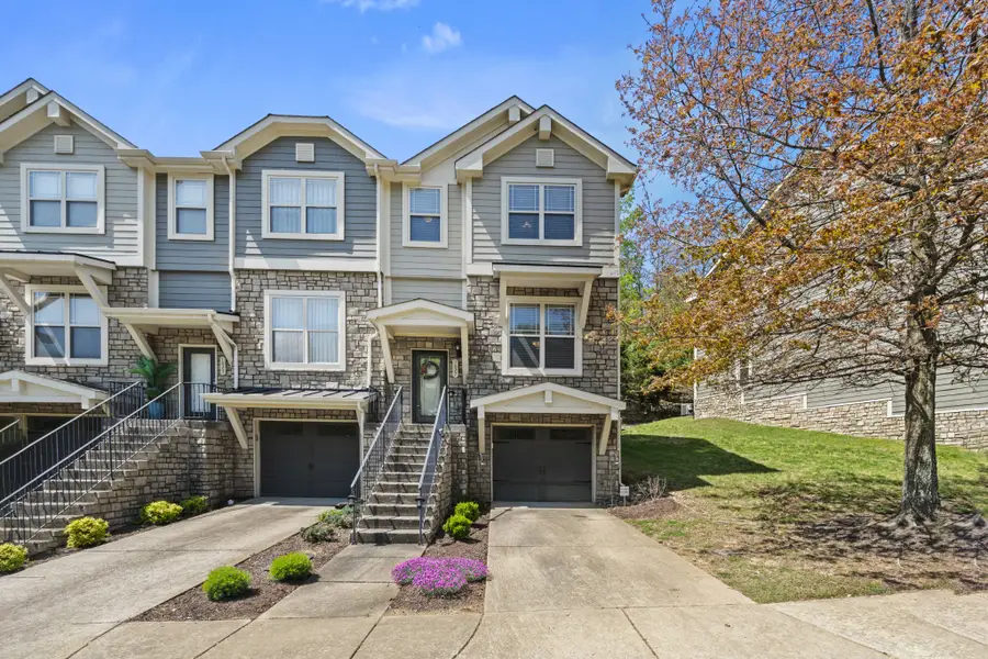 1027 Woodbury Falls Dr, Nashville, TN 37221 - #2