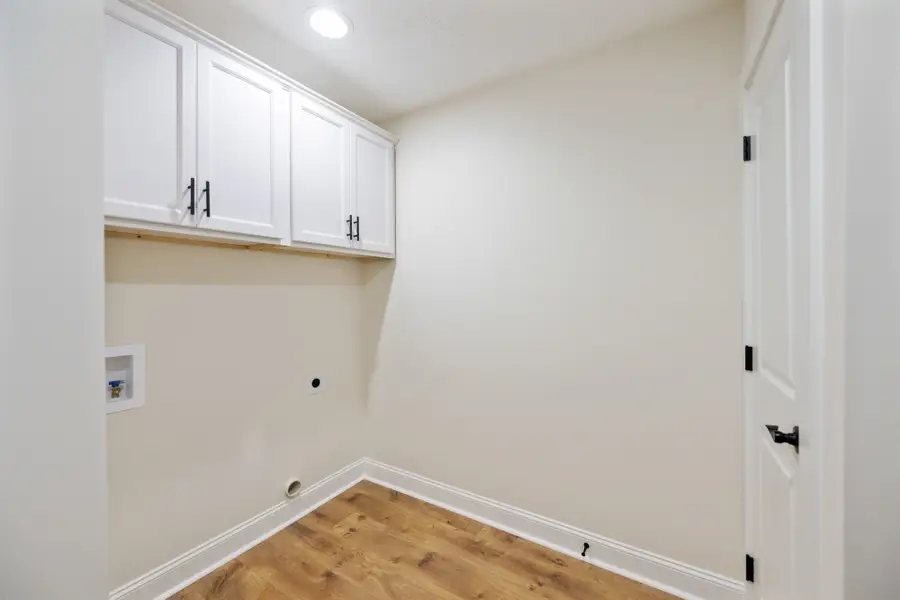 50 Derek Drive, Lexington, TN 38351 - #3