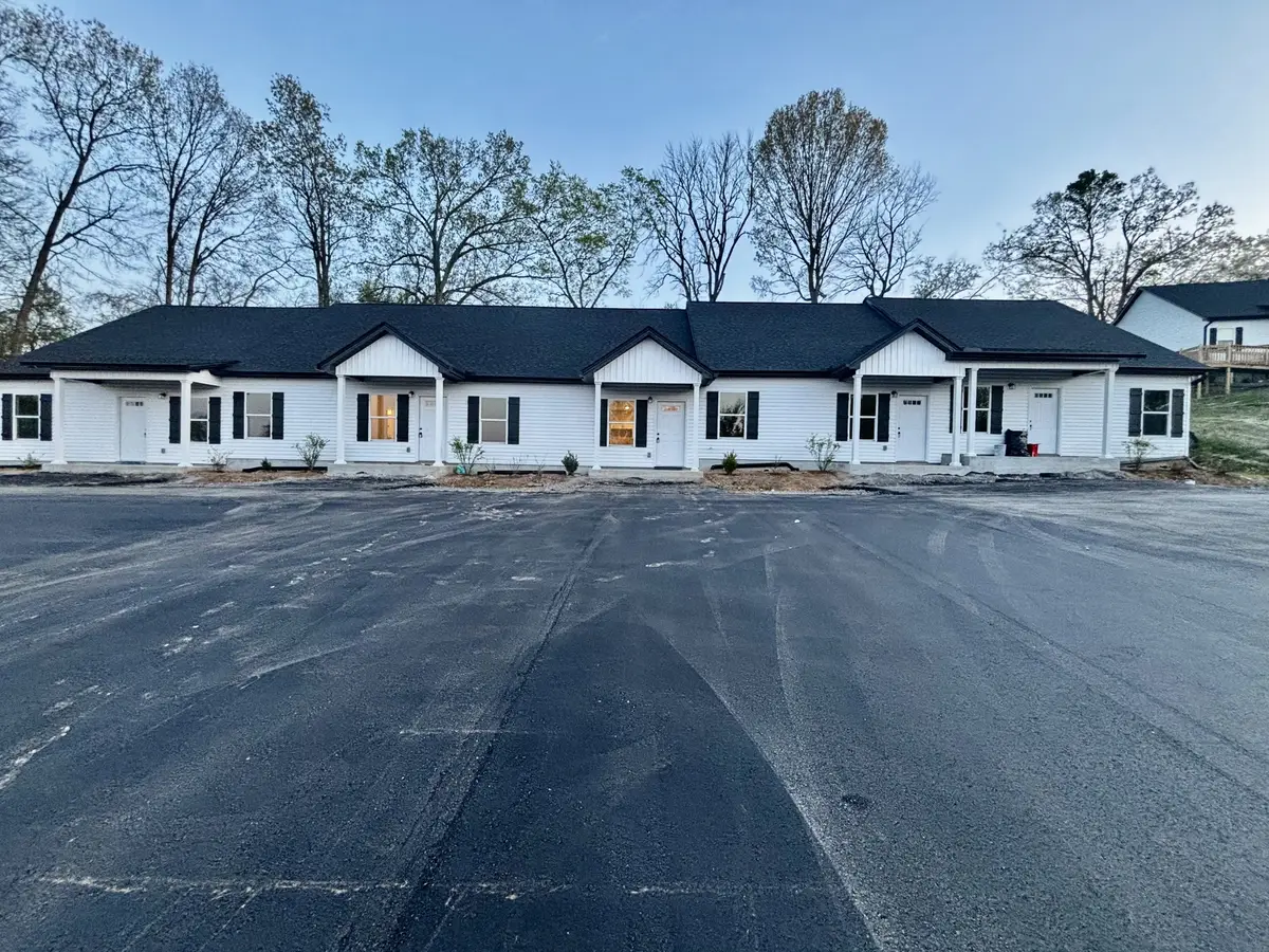 70 Stone Gate Lane, Hartsville, TN 37074 - #1