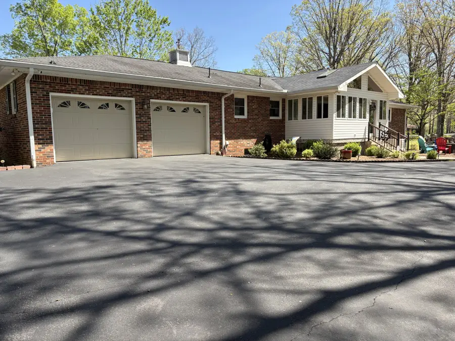 130 Cedar Hill Dr, Waverly, TN 37185 - #2