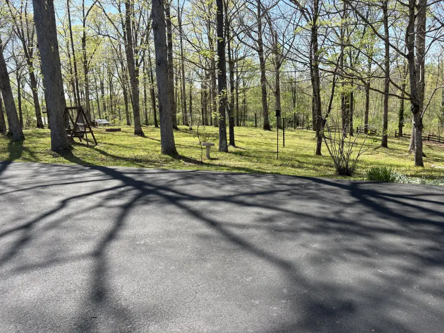 130 Cedar Hill Dr, Waverly, TN 37185 - #3