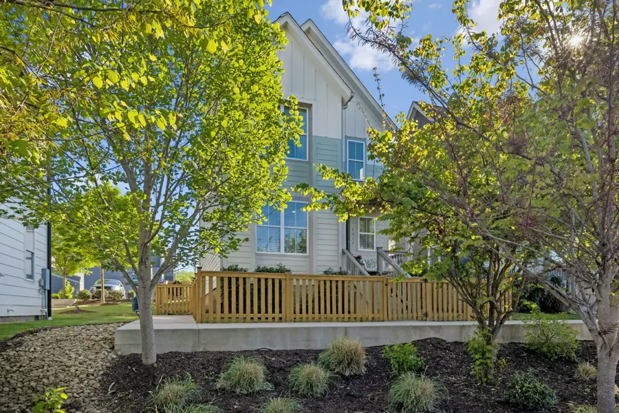 5829 Leslie Ave, Nashville, TN 37209 - #2