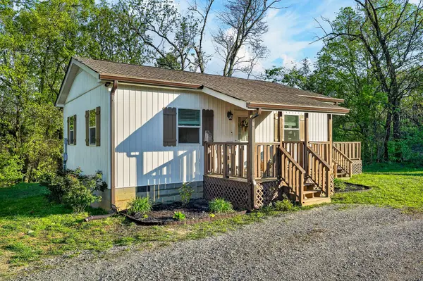 3820 Jefferson Rd, Smithville, TN 37166