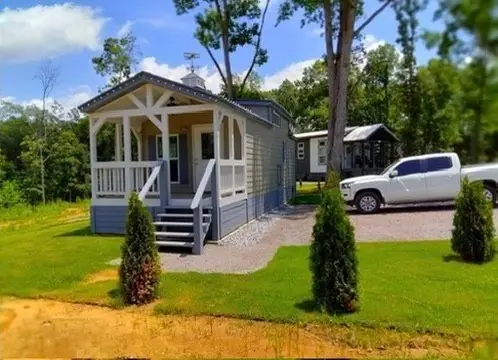 112 Pine Grove Ln, Dover, TN 37058