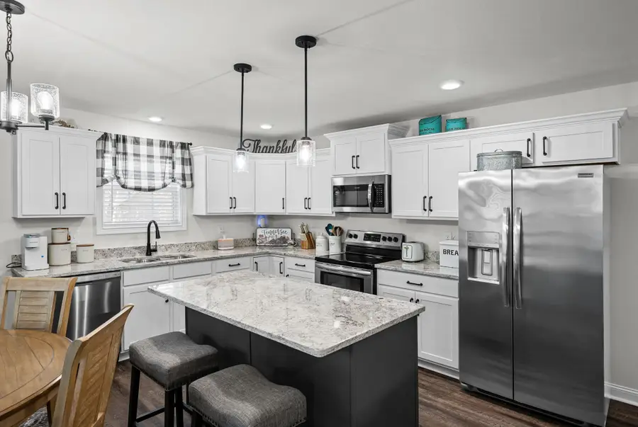 589 Briarwood Dr, Clarksville, TN 37040 - #3