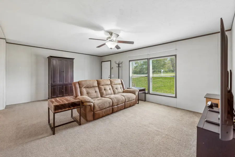 765 Shrum Cemetery Rd, Westmoreland, TN 37186 - #3