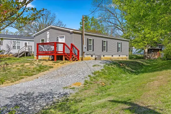 610 Jackson Avenue, Etowah, TN 37331
