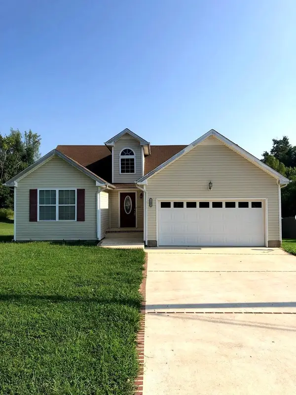 1295 Keech Dr, Clarksville, TN 37042