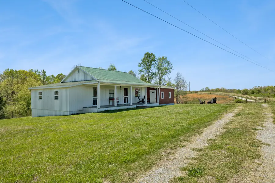 350 Sugarland Rd, Ethridge, TN 38456 - #2